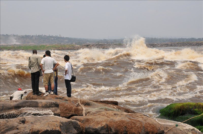 Congo River pirogue boats DRC